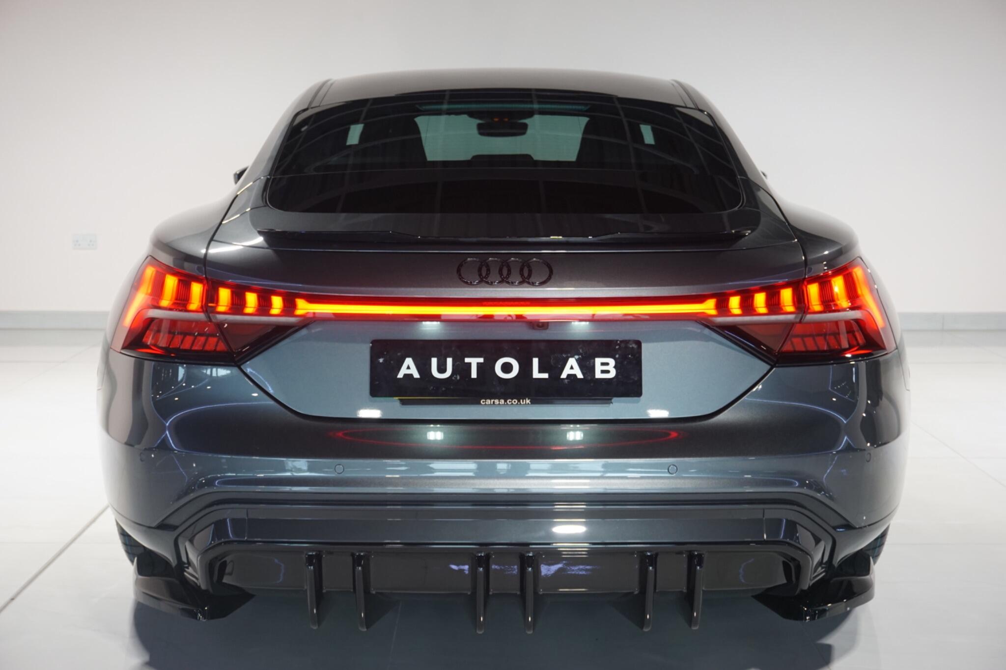 Audi e-tron GT 93.4kWh Saloon 4dr Electric Auto quattro (476 ps)